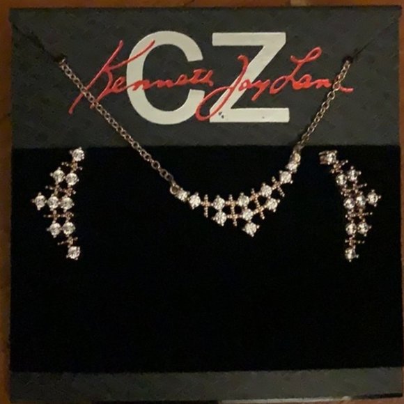Round CZ Ear Crawler And Pendant Set - Picture 1 of 1